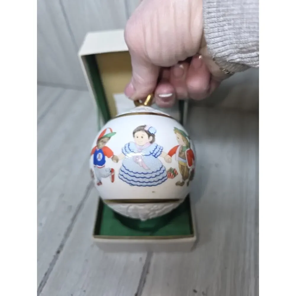 Vintage Noritake Christmas Ornament Children Around The World NIB Holiday